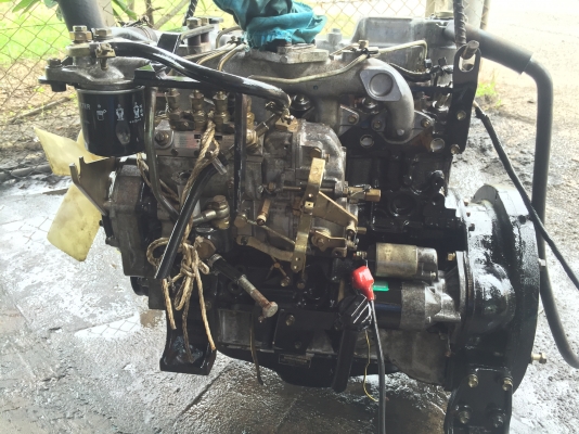 ขายเครื่องแบ็คโฮ pc60สำหรับใส่ยี่ห้อKobelco ihi sumitomoเป็นเครื่องยี่ห้อ ISUZU (อิซูซุ)รุ่น4jb1สภาพสวยมากๆ