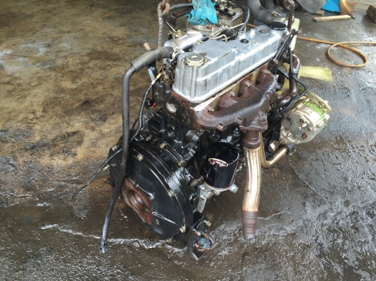 ขายเครื่องแบ็คโฮ pc60สำหรับใส่ยี่ห้อKobelco ihi sumitomoเป็นเครื่องยี่ห้อ ISUZU (อิซูซุ)รุ่น4jb1สภาพสวยมากๆ