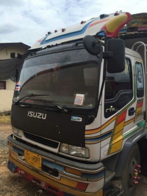 หกล้อเดกก้า 195