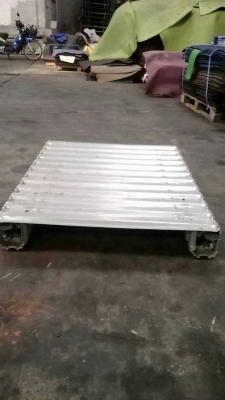 ขายพาเลทเหล็ก