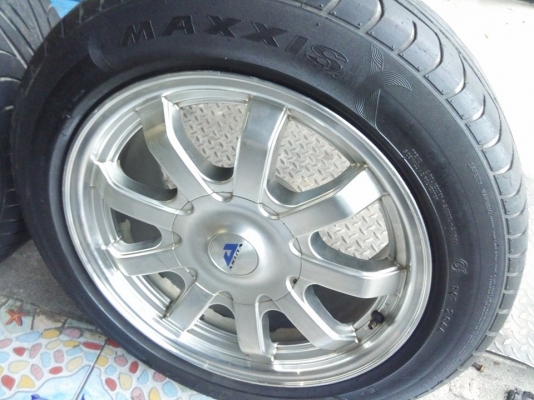 แม็กกระบะ ขอบ 17 กว้าง 8 พร้อมยางแม็กซิส