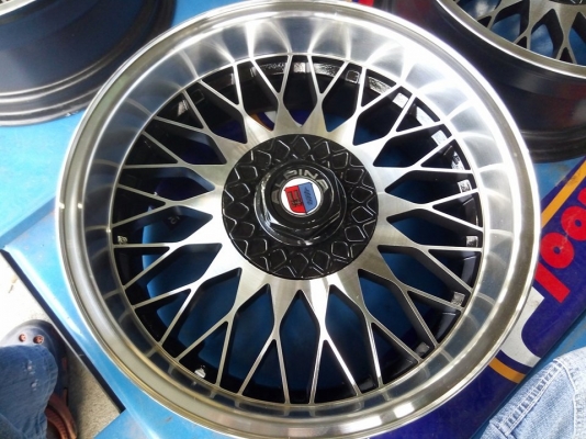 ของหายาก น่าสะสม คุณค่าที่คุณคู่ควร 17 กว้าง 7.5 ใส่รถ 4 รู 100 และ 114