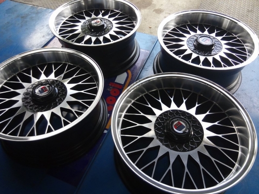 ของหายาก น่าสะสม คุณค่าที่คุณคู่ควร 17 กว้าง 7.5 ใส่รถ 4 รู 100 และ 114