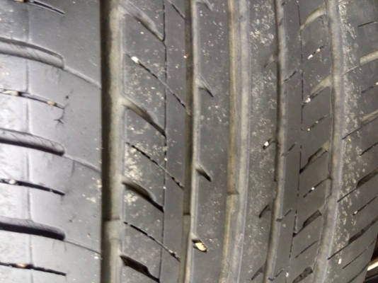 แม็กสวยยางดี สภาพพร้อมใช้ กล้วย 15 กว้าง 8 ออฟ 20 พร้อมยาง