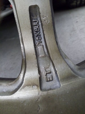 TE37 ขอบ 15 หน้า 7 หลัง 8 ยาง 195 55 15 ชุดละ 7900 บาท