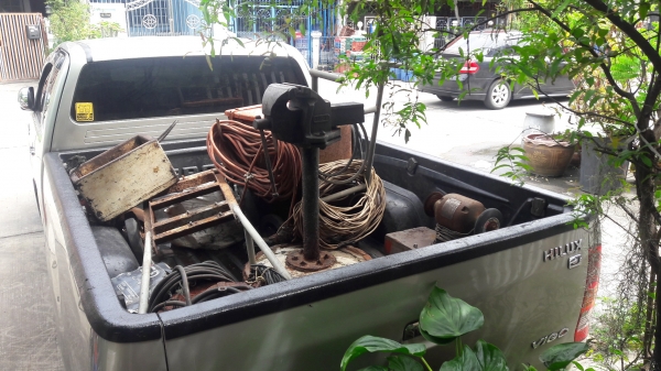 ขาย !! ตู้เชื่อม300a.ยี่ห้อ.DAICHI.ของญี่ปุ่น.มีสายครบชุด.พร้อมใช้งาน