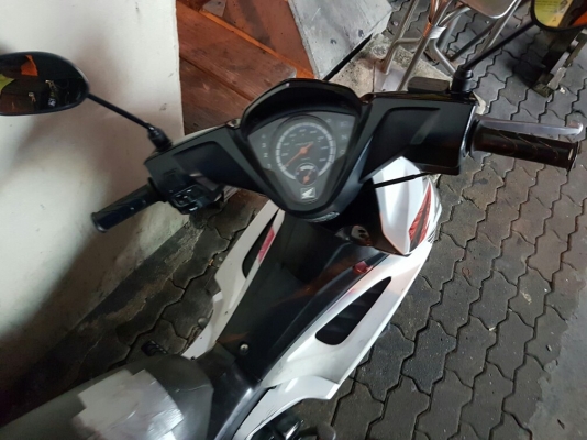 ขายแล้วครับขอบคุณพี่เสือครับขายwave czi110