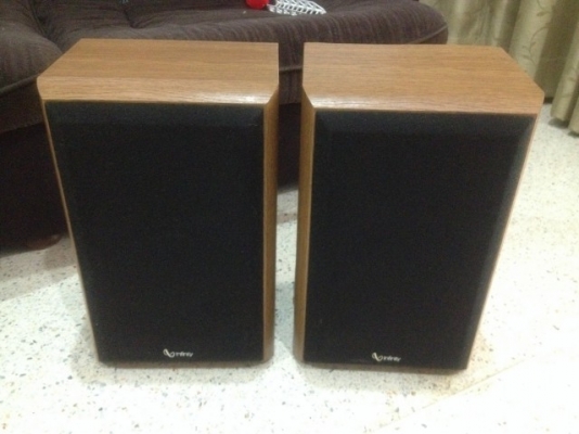 ลำโพง INFINITY REFERENCE ONE เก่าญี่ปุ่นเเท้สภาพตามรูปใช้งานปกติ ลำโพง INFINITY REFERENCE ONE เก่าญี่ปุ่นเเท้สภาพตามรูปใช้งานปกติ