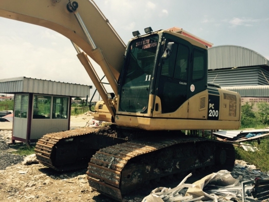 ขายKomatsu PC 200-7