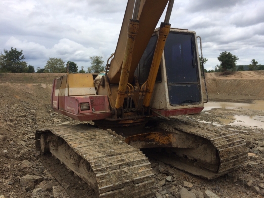 ขายkomatsu PC 200-5 ขายkomatsu PC 200-5