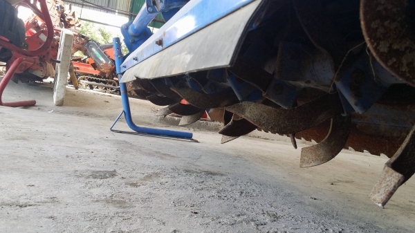 โรตารี่รถไถนั่งขับ ISEKI รุ่น HCL-2005B เก่าญี่ปุ่น ขนาดกว้าง 200cm. โรตารี่รถไถนั่งขับ ISEKI รุ่น HCL-2005B เก่าญี่ปุ่น ขนาดกว้าง 200cm.