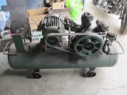 ขายปั๊มลมลูกสูบ3หัวสูบ ขนาด3แรงไฟ3เฟส เสียงเงียบบมากพร้อมใช้