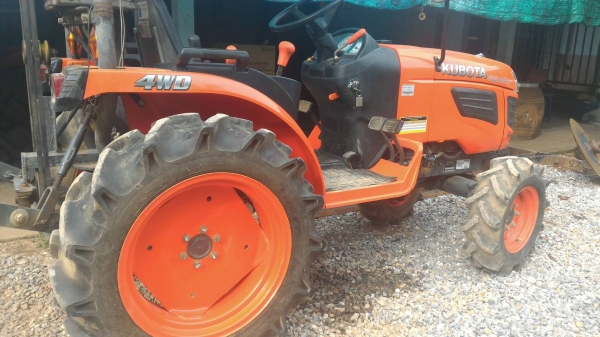ขายรถไถ KUBOTA B2420 2เพลา 712ชม. ทะเบียนพร้อมโอน ราคา 175,000 อ.แกลง จ.ระยอง มีบริการขนส่งทั่วไทย DC Tractor Rayong 0818618678,0899347475 https://www.facebook.com/DC-Tractor-Rayong-3071545327&hellip;/shop&hellip; id line=081-8618678 id line=089-9347475