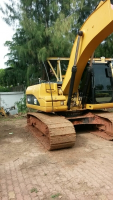 320d cg  รถในไทยใช้ ชั่วโมงไม่เยอะ ครับ