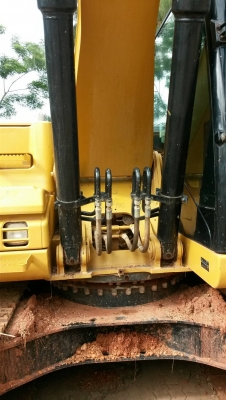 320d cg  รถในไทยใช้ ชั่วโมงไม่เยอะ ครับ