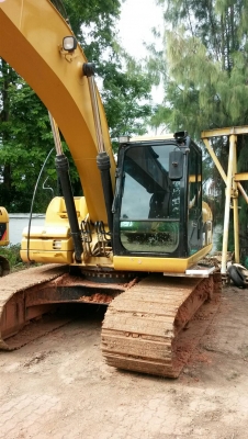 320d cg  รถในไทยใช้ ชั่วโมงไม่เยอะ ครับ