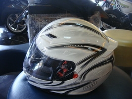 หมวกกันน็อค AGV 7000 บาท