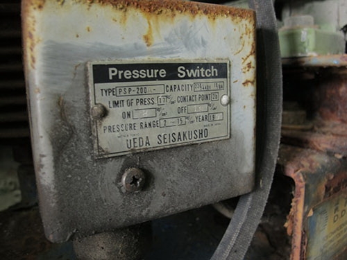 ขายปั๊มลมPUMAขนาด5แรงรุ่นPP 35ขนาดใหญ่ มอเตอร์SAMCOขนาด7.5แรง หัวปั๊มเสียส่วนอื่นใช้ได้ครบๆขายตามสภาพ ขายปั๊มลมPUMAขนาด5แรงรุ่นPP 35ขนาดใหญ่ มอเตอร์SAMCOขนาด7.5แรง หัวปั๊มเสียส่วนอื่นใช้ได้ครบๆขายตามสภาพ