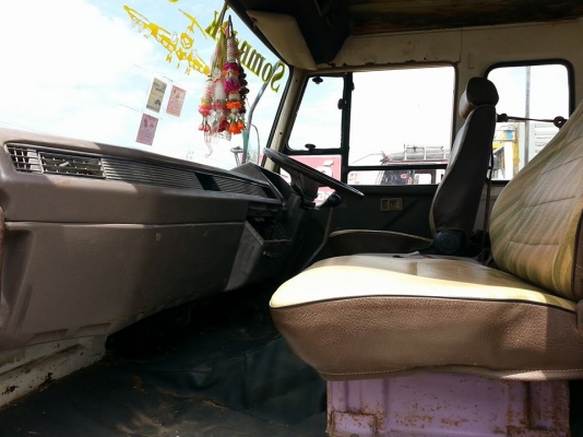 ขายเทรลเลอร์2เพลา เฉินหลง FN527 เครื่อง195แรง พ.เพาเวอร์ เบรกจิฟฟี่ ภายในสวย สภาพพร้อมใช้งาน เอกสารพร้อมโอน ราคา690,000 สนใจโทร 090-8588220คุณนะ 093-3258446คุณบิว หรือเข้าดูสินค้าอื่นๆได้ที่ www.narong2truck.com หรือ www.truck.in.th/498 หรือเพจFacebook ณร