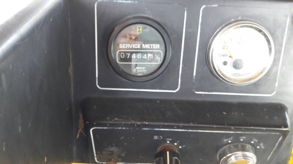 ขายค่ะ..KOMATSU  D20P-7E...รถบ้านฝากขายค่ะ...รถสวยสภาพดี...พร้อมใช้...เอกสารครบ...สนใจโทร 089-3818694...ดวงนภา