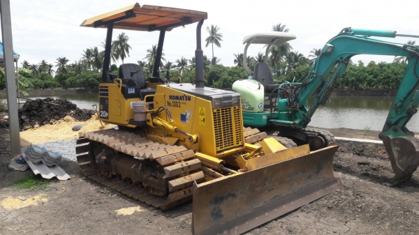 ขายค่ะ..KOMATSU  D20P-7E...รถบ้านฝากขายค่ะ...รถสวยสภาพดี...พร้อมใช้...เอกสารครบ...สนใจโทร 089-3818694...ดวงนภา