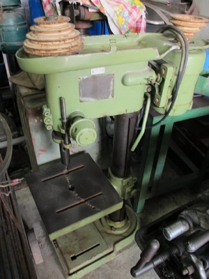 ขายสว่านแท่นญี่ปุ่นDARUMAตัวใหญ่แข็งแรง มอเตอร์ถ่านไฟบ้าน