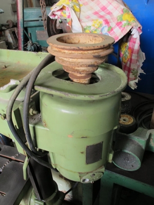 ขายสว่านแท่นญี่ปุ่นDARUMAตัวใหญ่แข็งแรง มอเตอร์ถ่านไฟบ้าน ขายสว่านแท่นญี่ปุ่นDARUMAตัวใหญ่แข็งแรง มอเตอร์ถ่านไฟบ้าน