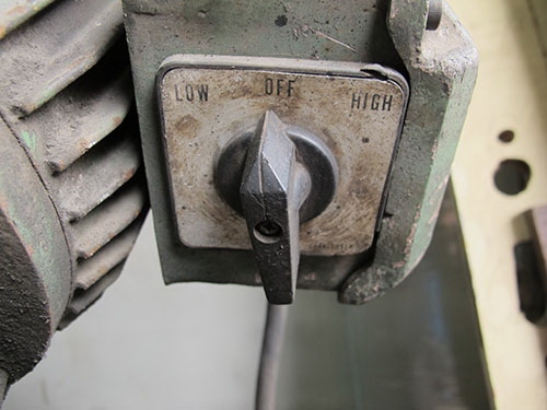 ขายเลื่อยตัดเหล็ก ปรับองศาได้พร้อมปั๊มดูดน้ำ ไฟ3เฟส380โวล์ท พร้อมใช้งาน ขายเลื่อยตัดเหล็ก ปรับองศาได้พร้อมปั๊มดูดน้ำ ไฟ3เฟส380โวล์ท พร้อมใช้งาน