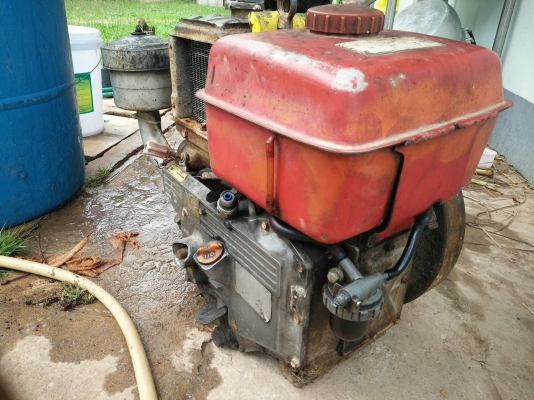 เครื่องเีเซล 10 แรง