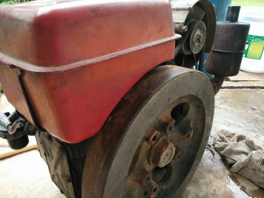 เครื่องเีเซล 10 แรง