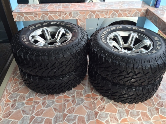 แม็กซ์เล็บเหยี่ยวพร้อมยางสภาพดีครับ แม็กซ์ขอบ 16 กว้าง 8 นิ้ว ออฟ 0 ยาง 764 ติดต่อเบอร์นี้นะครับ 0623964108 หรือ 0619683081