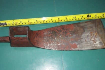 ขายจอบหงอนโบราณตราขวานไขว้เหล็กดียาว13" หน้าจอบ4" สวยๆ ขายจอบหงอนโบราณตราขวานไขว้เหล็กดียาว13" หน้าจอบ4" สวยๆ