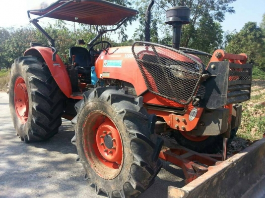 ขายรถไถ KUBOTA M9540 รถสวยสภาพดี ใช้งาน4พันชั่วโมง สภาพพร้อมใช้งาน เอกสารพร้อมโอน ราคา580,000 สนใจโทร 090-8588220คุณนะ 093-3258446คุณบิว หรือเข้าดูสินค้าอื่นๆได้ที่ www.narong2truck.com หรือ www.truck.in.th/498 หรือเพจFacebook ณรงค์ ซื้อขายรถมือสอง (เว็บไ