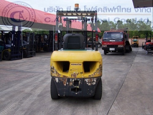 ขาย รถโฟล์คลิฟท์ KOMATSU รุ่น FD35AT-16