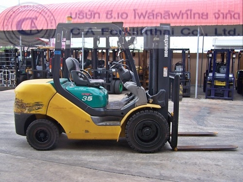 ขาย รถโฟล์คลิฟท์ KOMATSU รุ่น FD35AT-16