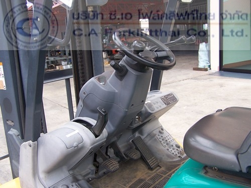 ขาย รถโฟล์คลิฟท์ KOMATSU รุ่น FD35AT-16