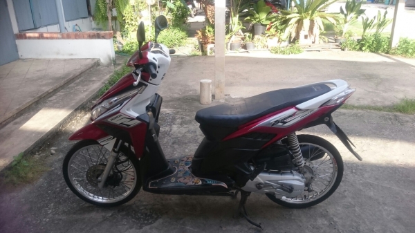 honda click i เครื่องเดิมๆ พร้อมใช้งาน honda click i เครื่องเดิมๆ พร้อมใช้งาน