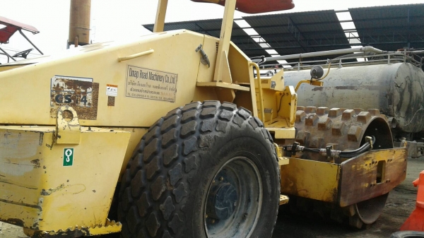 ขายรถแม็คโคร  200-8