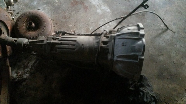 ขายเครื่องพร้อมเกียร 1UZ