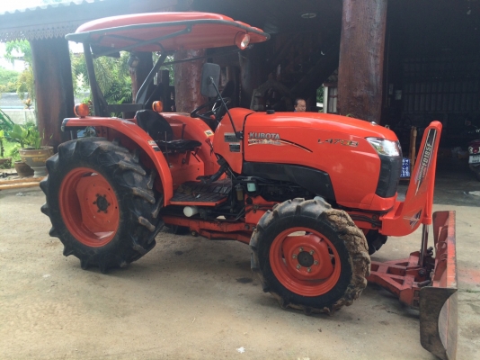 ขายkubota47แรง อุปกรณ์ครบชุด3ชิ้นใบดันหน้า ผาน6 จอบหมุนโรตารี่182 รถสวยพร้อมใช้งานทะเบียนพร้อมโอน