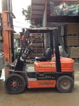 หาหัวหน้าคนงาน เช็คของ ขับโฟลคลิฟ