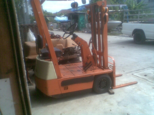 ขายโฟลร์คลิฟท์ไฟฟ้า