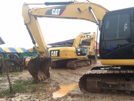 ขายด่วน!!! CAT320D