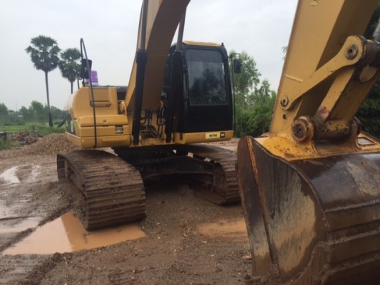ขายด่วน!!! CAT320D