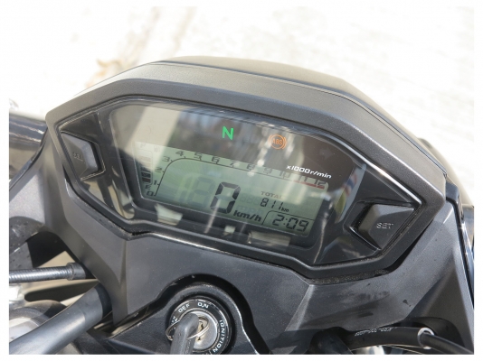 Honda CB300F รถมือเดียว ทะเบียนพร้อมโอน ไม่ขาดต่อ