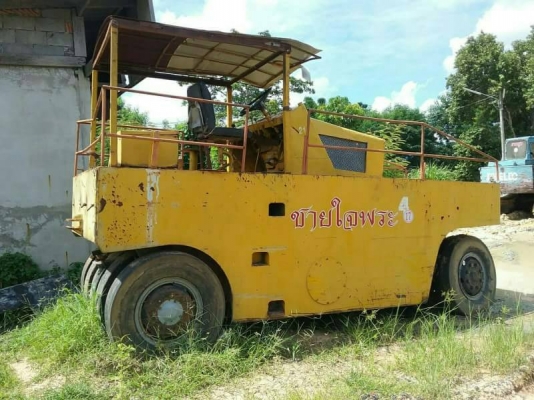 รถบด SAKAI TS9