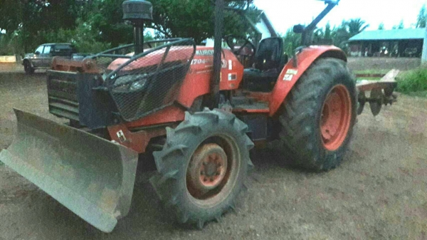 KUBOTA M7040