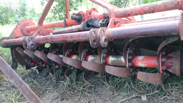 ขายโรตารี่ ตราช้าง 160 พร้อมยอย หัวสวยแน่น ใบเต็ม ราวใบใหม่ ใส่กับรถ 34-40 แรง ขายโรตารี่ ตราช้าง 160 พร้อมยอย หัวสวยแน่น ใบเต็ม ราวใบใหม่ ใส่กับรถ 34-40 แรง