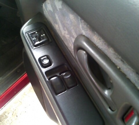 Mitsubishi Strada ปี 99 ออโต้ Megacab