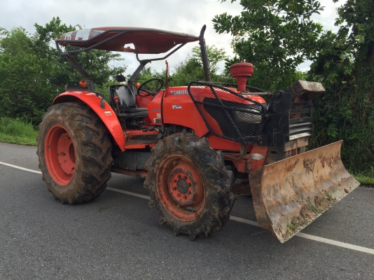 Kubota M7040 หาง5 ใบดัน ปี51 เล่มพร้อมโอน